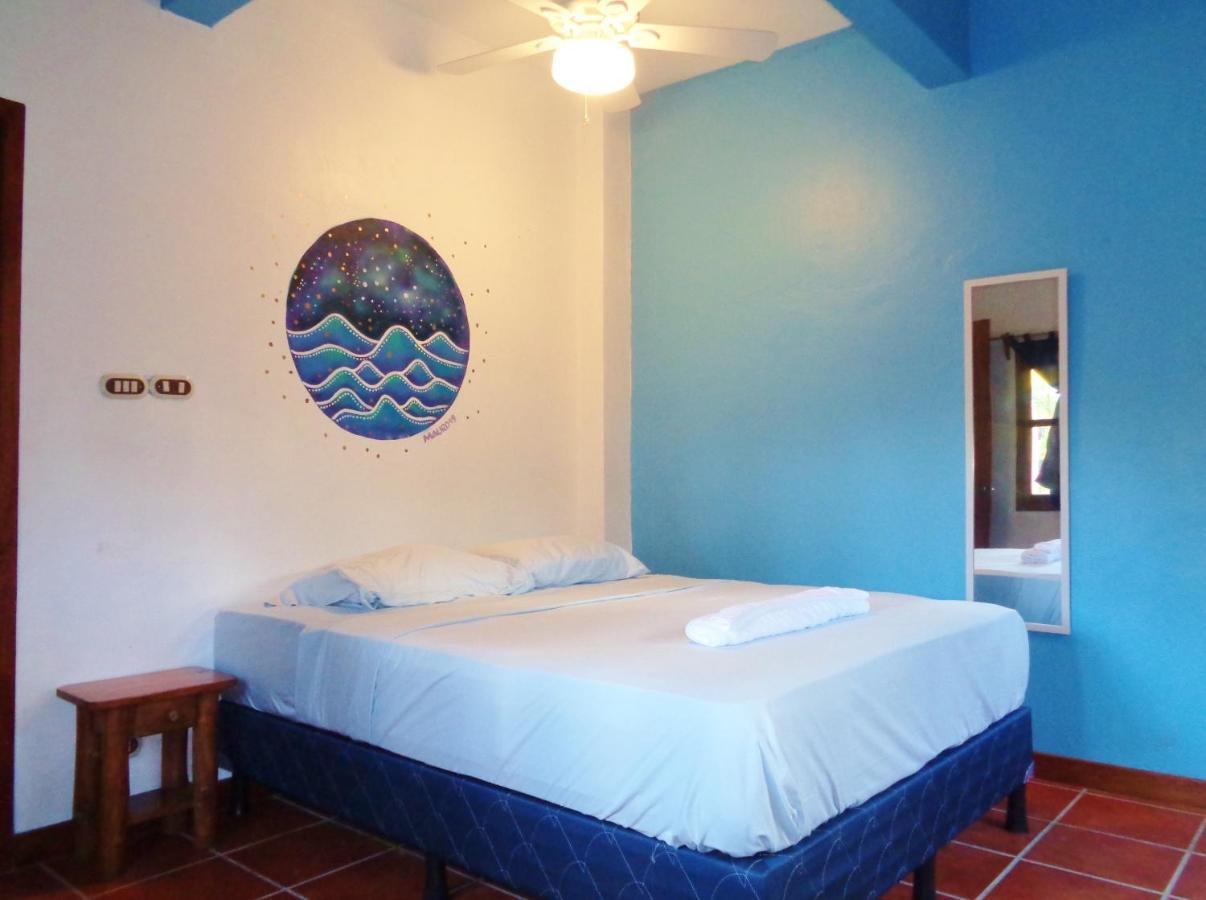Livingston Resort Hotel 외부 사진